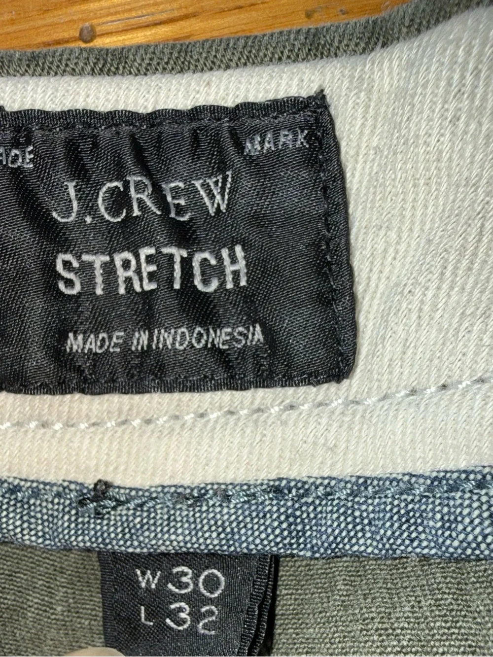 I Crew 30 x 32 pants Men's Olive Green Casual Jeans